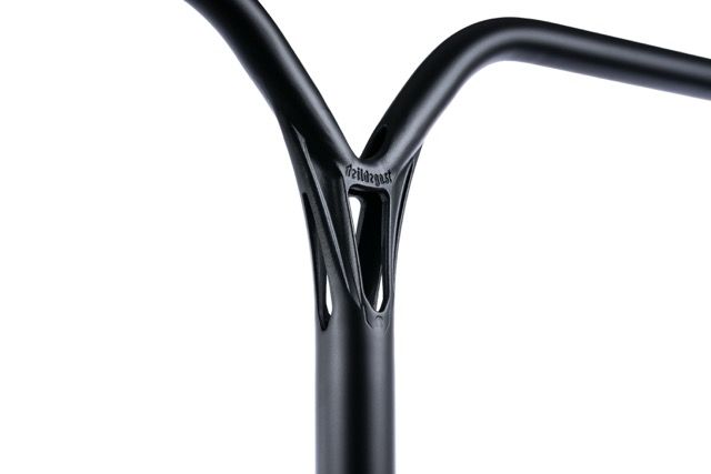 Krmilo Ethic Deildegast V2 77 Black