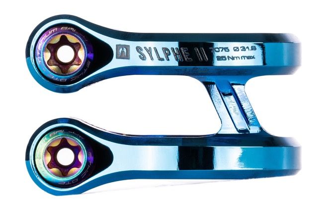 Objemka Ethic Sylphe V2 31.8 Chrome Blue
