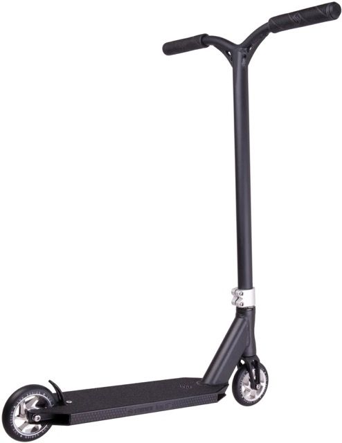 Skiro freestyle Striker Lux 5" Sílver