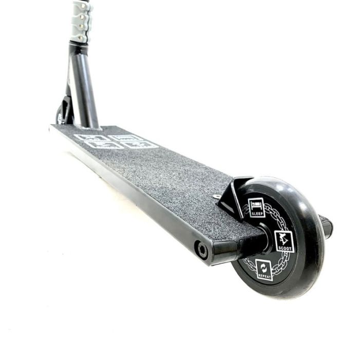 Skiro custom Striker Freescoot