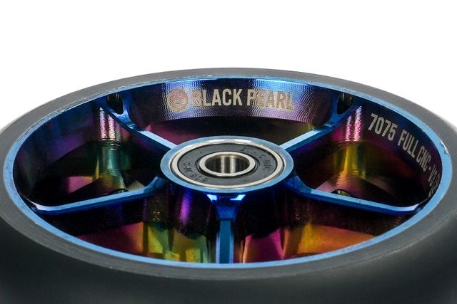 Kolešček Black Pearl Simple V3 110 Chrome Blue